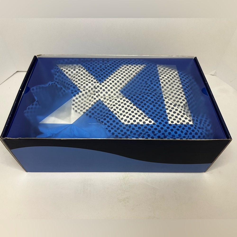 Nike Air Jordan 11 Retro Size 11.5 w/ Box EUC - Picture 11 of 16